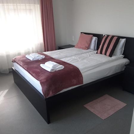 Jaunamuiza Apartamenti Valmiera Exterior foto