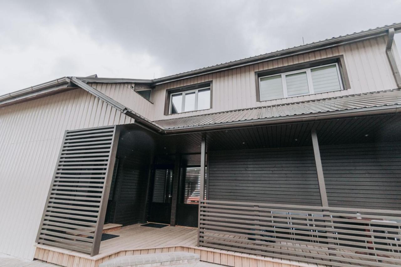 Jaunamuiza Apartamenti Valmiera Exterior foto
