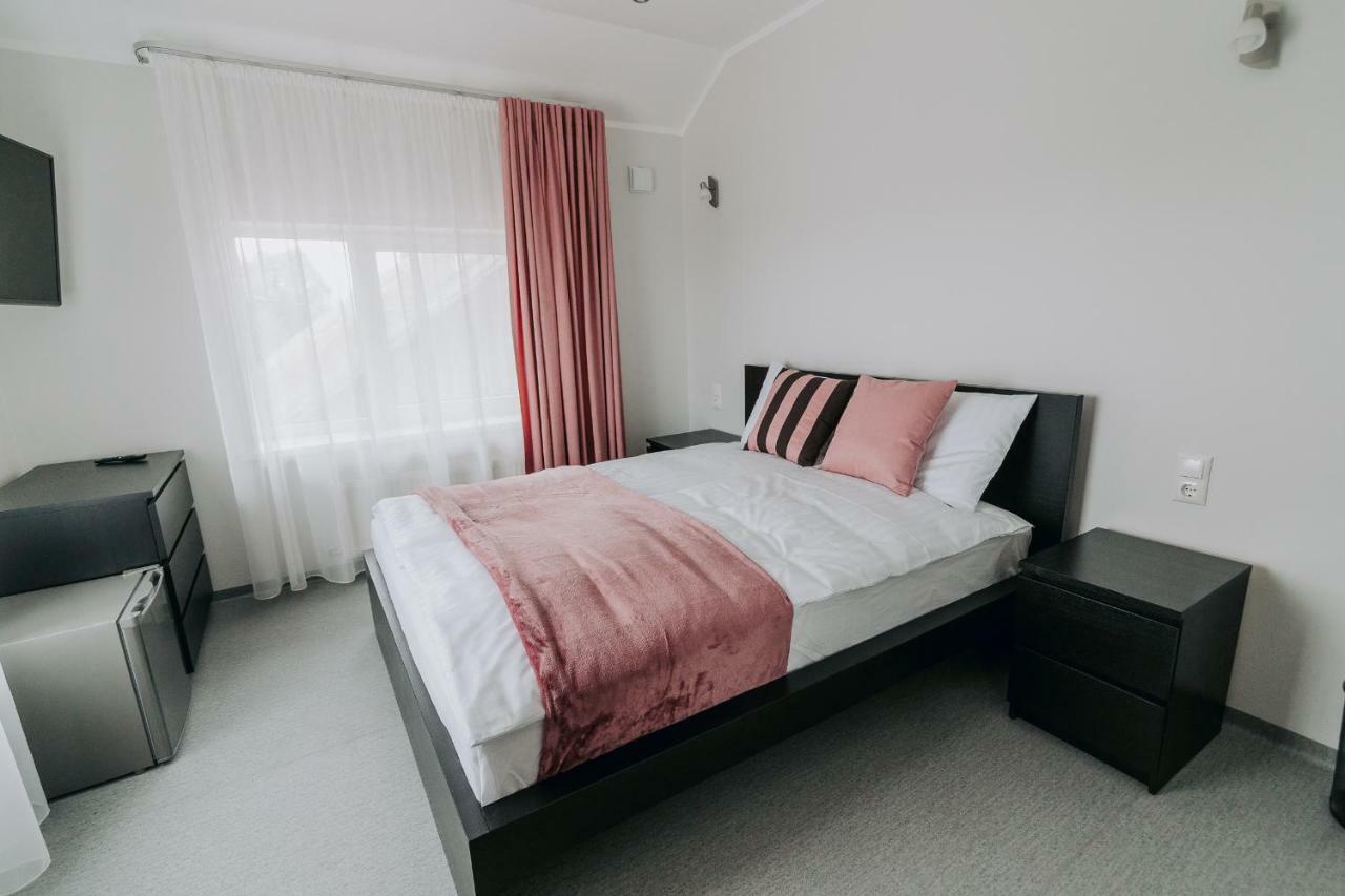 Jaunamuiza Apartamenti Valmiera Exterior foto